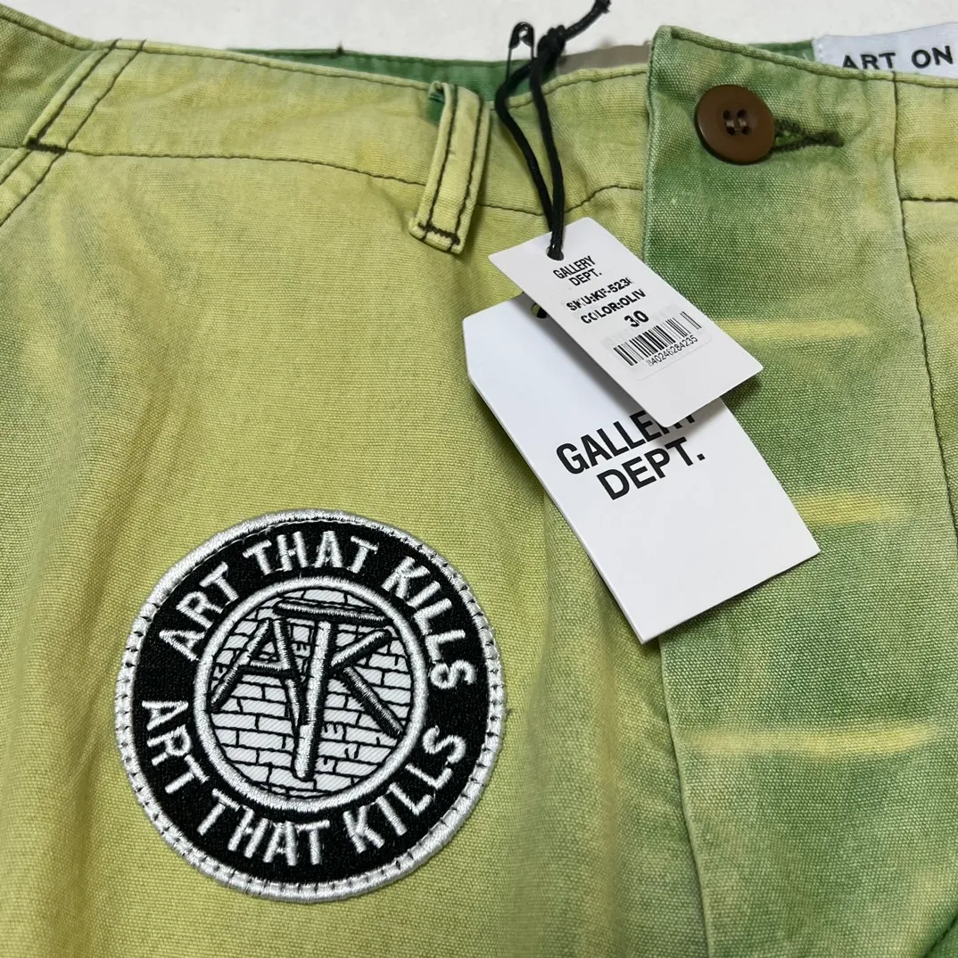 Super heavy duty! 10 embroidered stamps on full pants, one G leather stamp, GALLERY DEPT. KENZIE FATIGUE CARGO SHORTS, patch embroidered shorts, distressed splash-ink overalls, olive green size 30/32/34/36